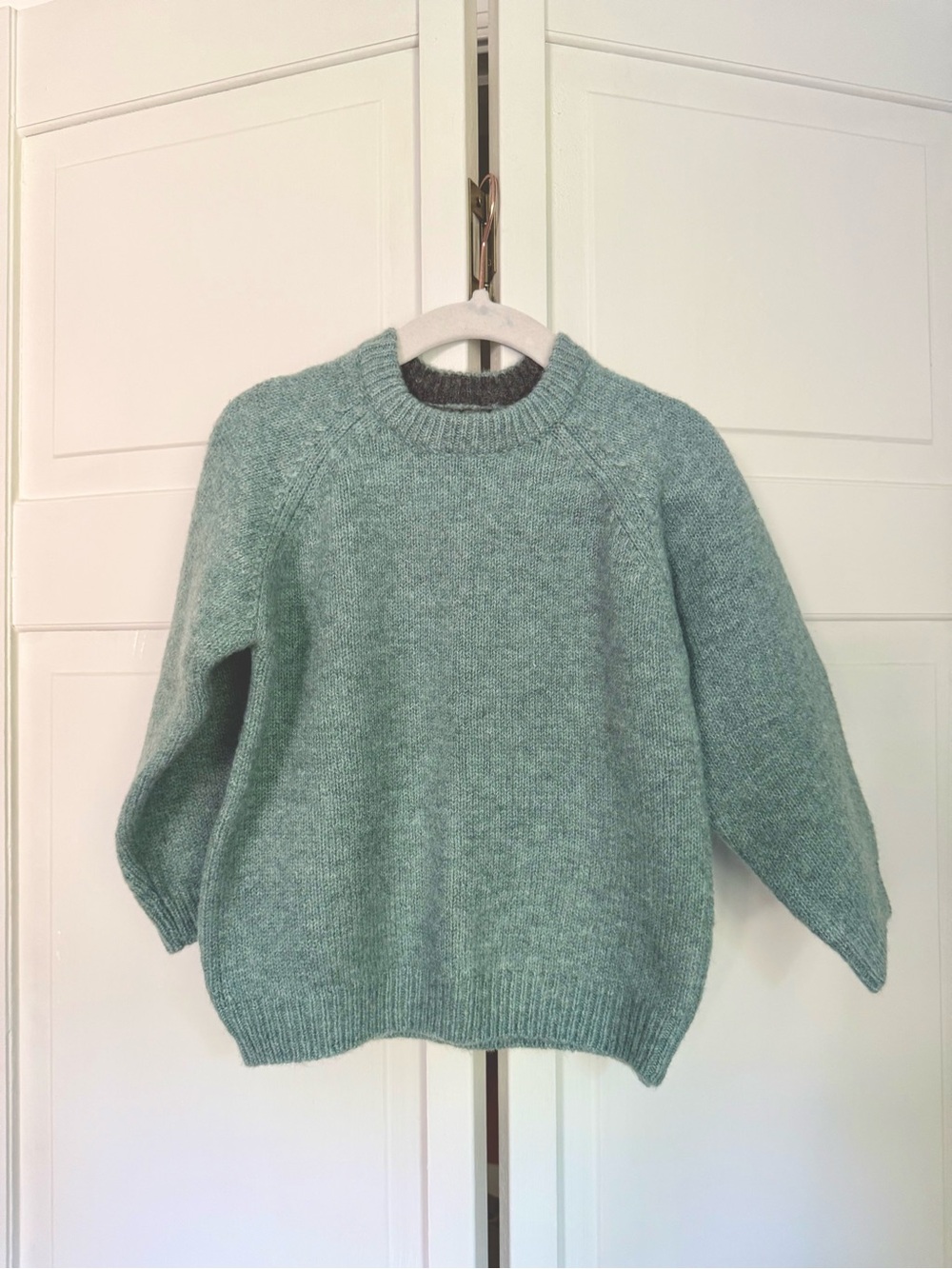 Zara Crewneck Sweater in Green Blue Size 2-3Y NWT